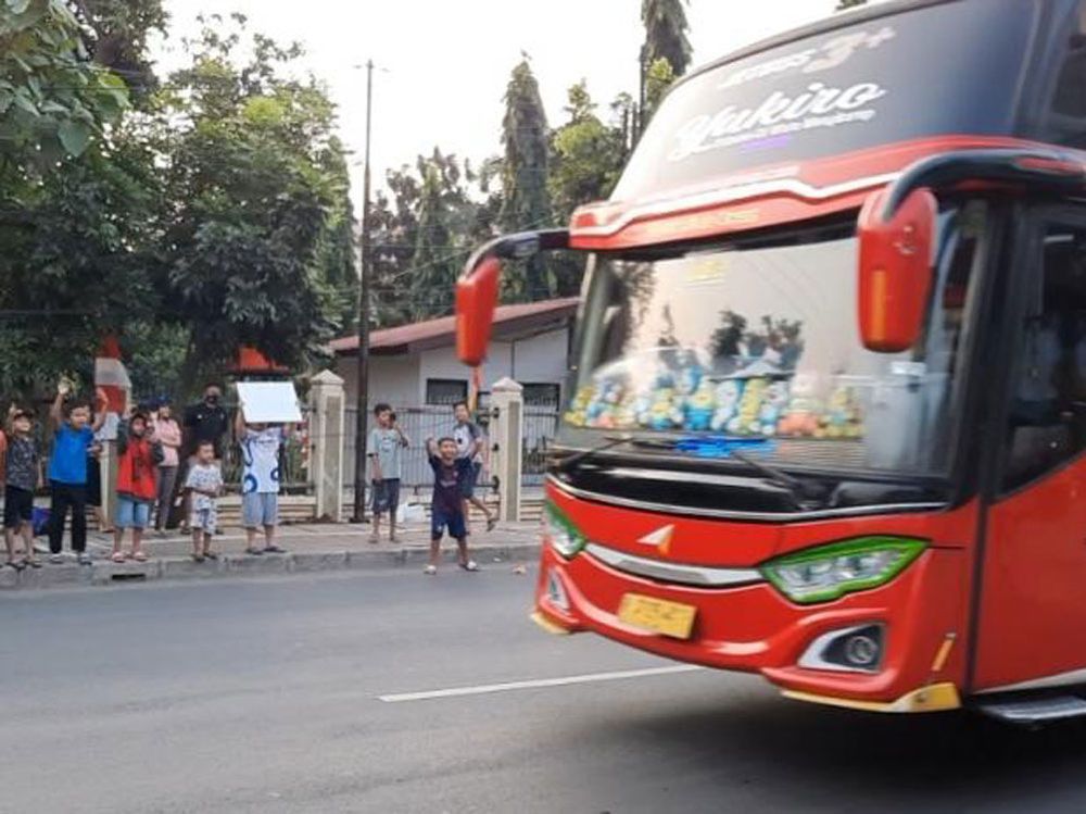 Bus Dengan Klakson Telolet Kini Dilarang Di Tangerang Berita Otomotif