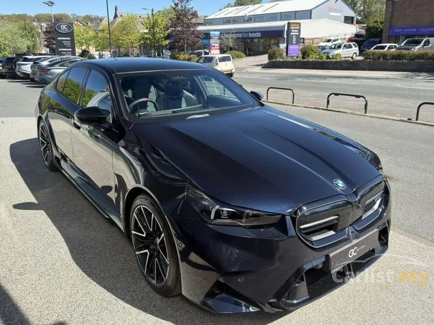 2025 BMW M5 Sedan