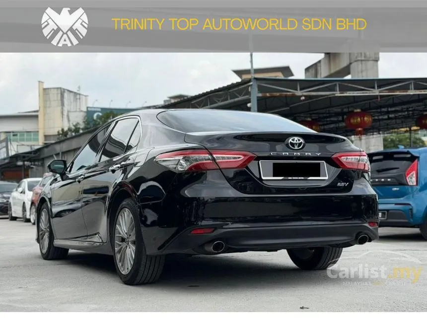 2018 Toyota Camry V Sedan