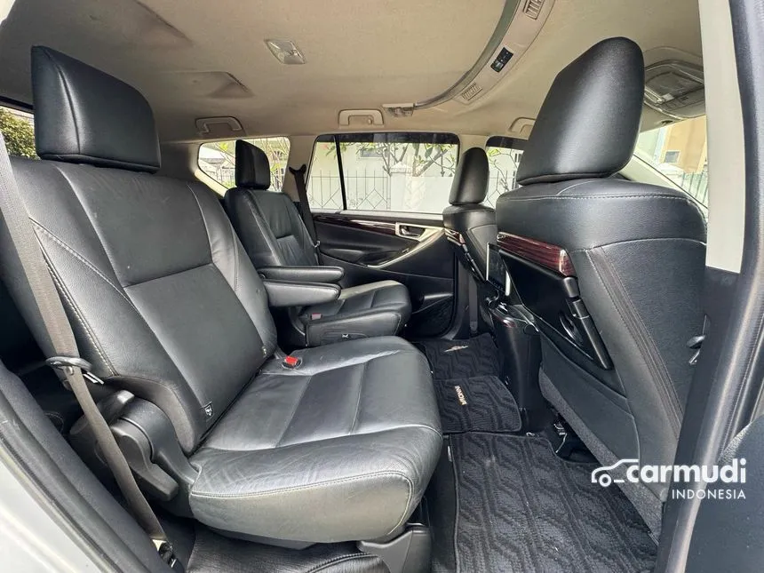 2018 Toyota Kijang Innova Venturer MPV