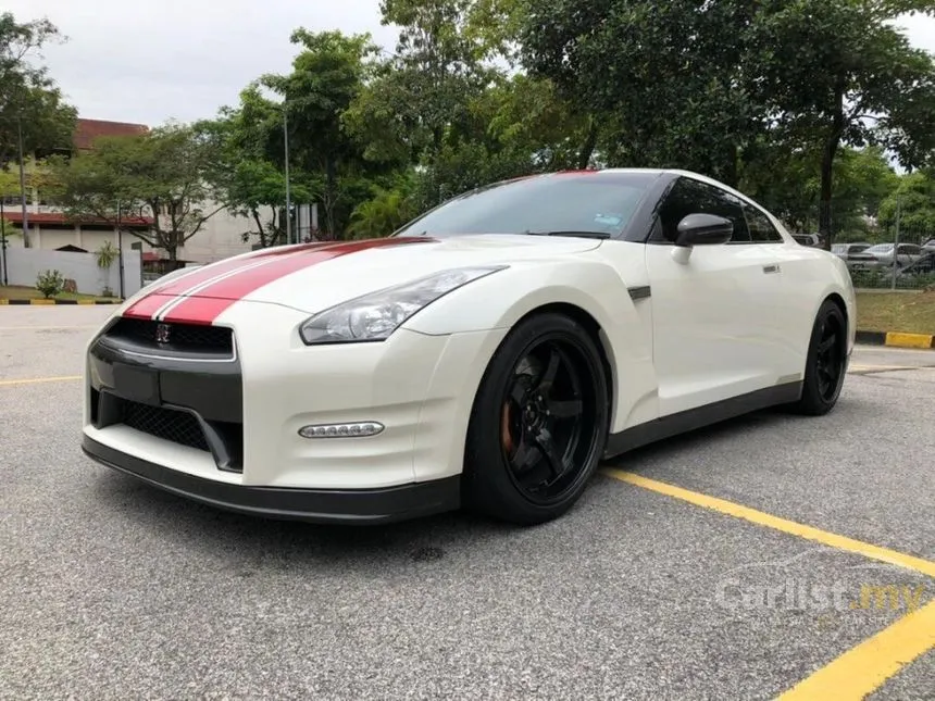 2013 Nissan GT-R Black Edition Coupe