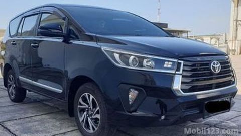 Barang Langka, Toyota Kijang Innova V Diesel Bekas 2021 Dijual Murah