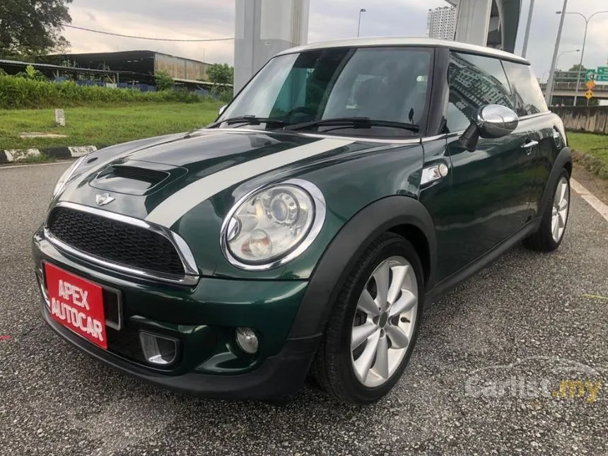 2013 MINI Cooper S Hatchback