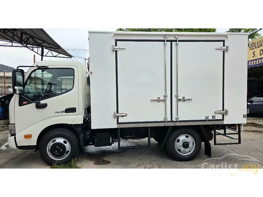 2025 Hino 300 Series Pro XZU600R - WKMLK3 Lorry