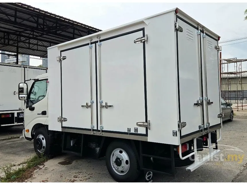 2025 Hino 300 Series Pro XZU600R - WKMLK3 Lorry