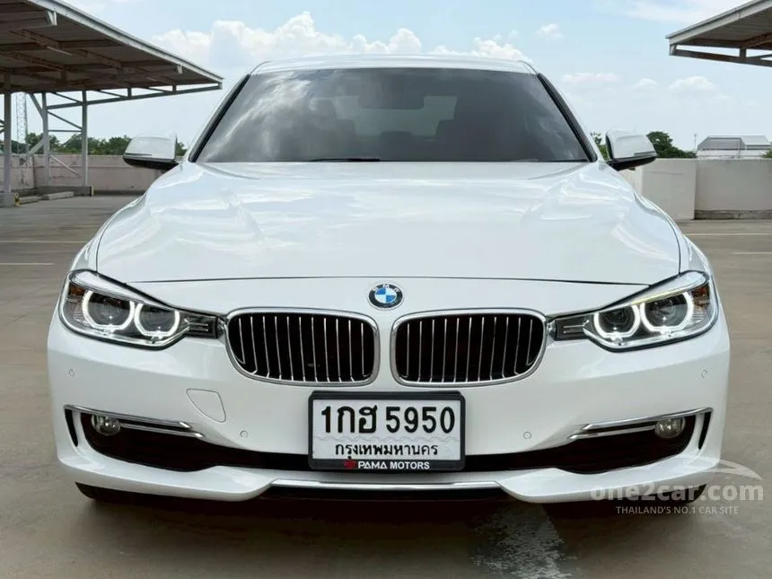 2013 BMW 320d Luxury Sedan