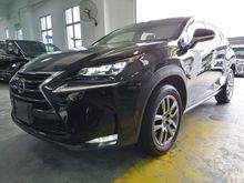 2014 Lexus NX200t Luxury 2.0 Sunroof/PowerBoot/Leather Seat Unregister
