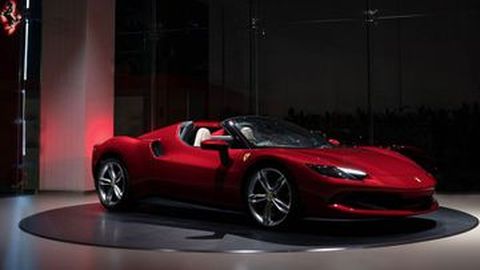 Orang Kaya Bebas! Sambil Inden Ferrari Baru, Kadang Mereka Beli Bekasnya Dulu