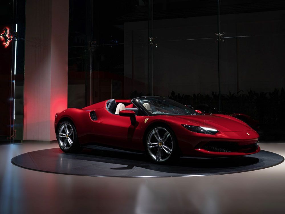 Orang Kaya Bebas! Sambil Inden Ferrari Baru, Kadang Mereka Beli Bekasnya Dulu