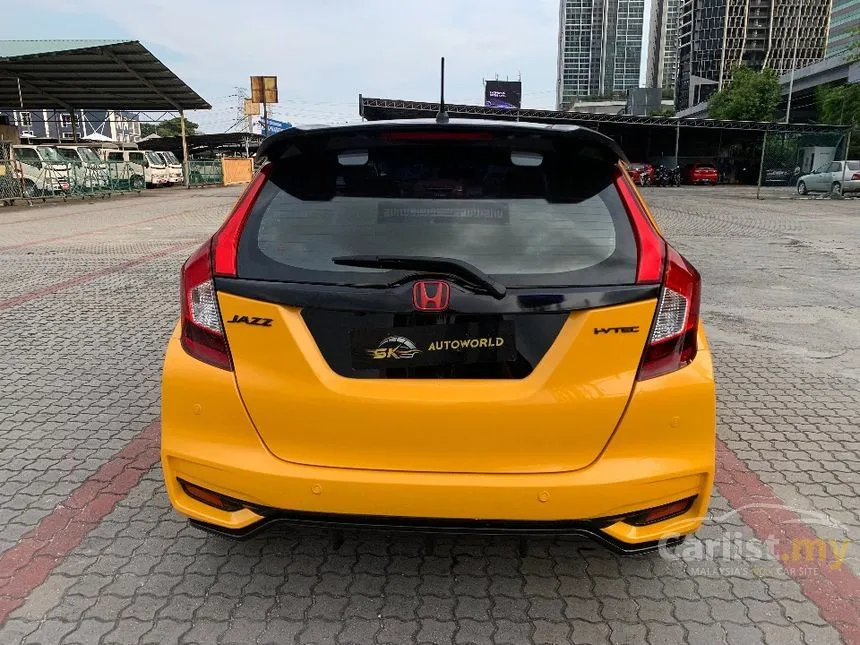 2016 Honda Jazz E Hatchback