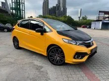 HONDA JAZZ E 1.5 AUTO 2016 L0AN MUDAH LULUS CARKING 1YEAR WARRANTY GENUINE YEAR MADE