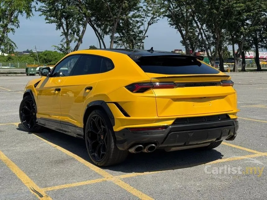 2023 Lamborghini Urus Performante SUV