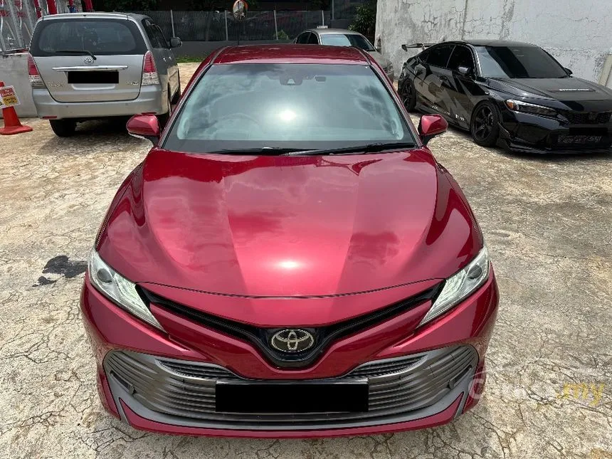 2019 Toyota Camry V Sedan