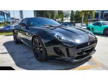 2014 Jaguar F-Type 3.0 S Coupe / Sport exhaust / Meridian sound system / 20-inch rims / NEW CAR CONDITION