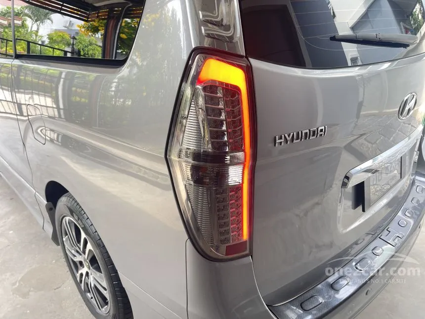 2013 Hyundai H-1 Executive Van