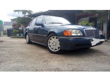 1994 Mercedes-Benz C180 1.8 1.8 Manual Sedan