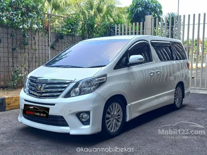 Jual Mobil Toyota Alphard 2013 SC 2.4 di Banten Automatic MPV Putih Rp 315.000.000