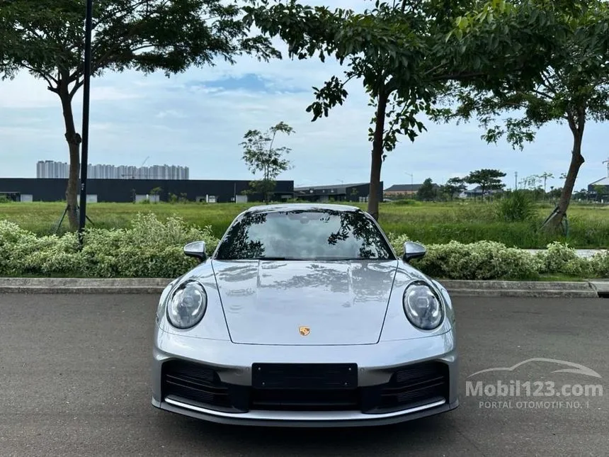 2025 Porsche 911 Carrera Coupe
