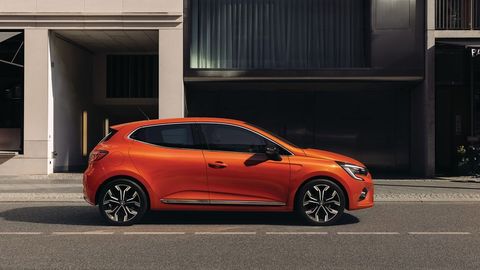 All-New Renault Clio Features A Massive 9.3-Inch Touch Screen