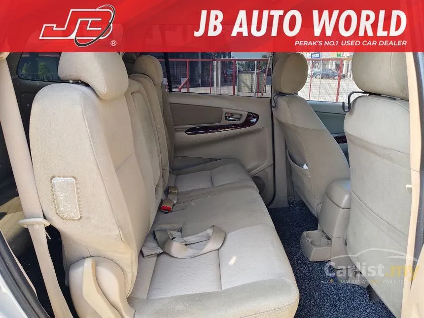 2005 Toyota Innova G MPV