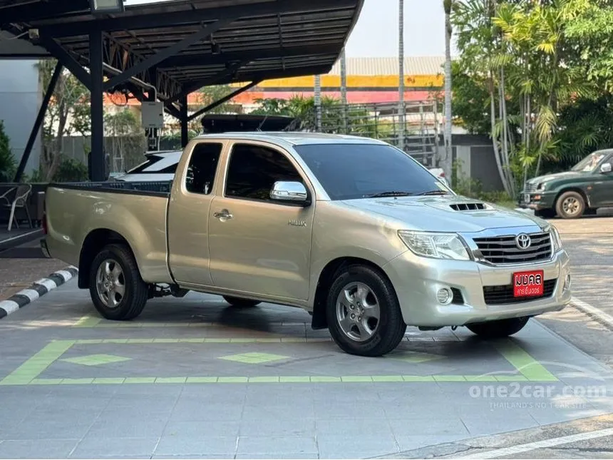 2013 Toyota HILUX VIGO Champ J Smart Cab Pickup