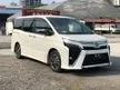 Recon 2020 KIRAMEKI 2 PARKING SENSOR PRE CRASH LANE ASSIST 7 SEATER 2 POWER DOOR MINI VELLFIRE Toyota Voxy 2.0 ZS Edition UNREG