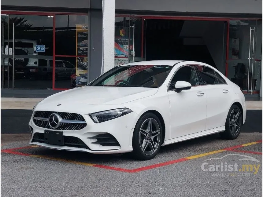 2022 Mercedes-Benz A180 AMG Line Sedan