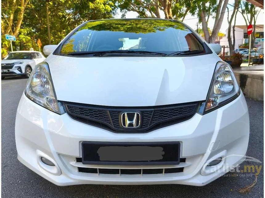 2012 Honda Jazz V Hatchback