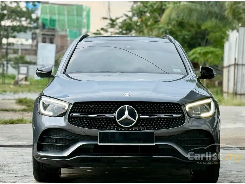 2021 Mercedes-Benz GLC300 4MATIC AMG Line SUV
