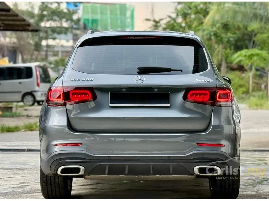 2021 Mercedes-Benz GLC300 4MATIC AMG Line SUV