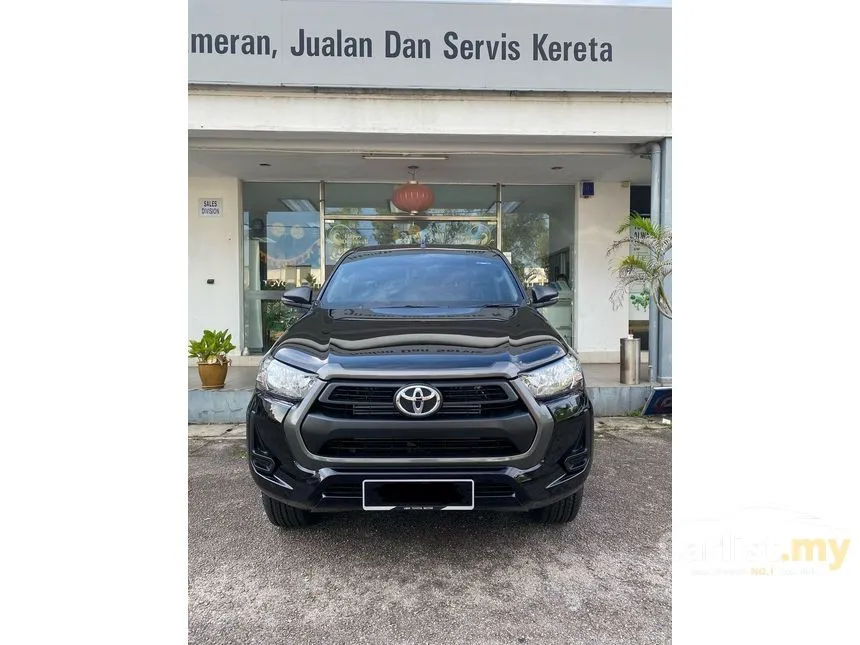 2025 Toyota Hilux E Dual Cab Pickup