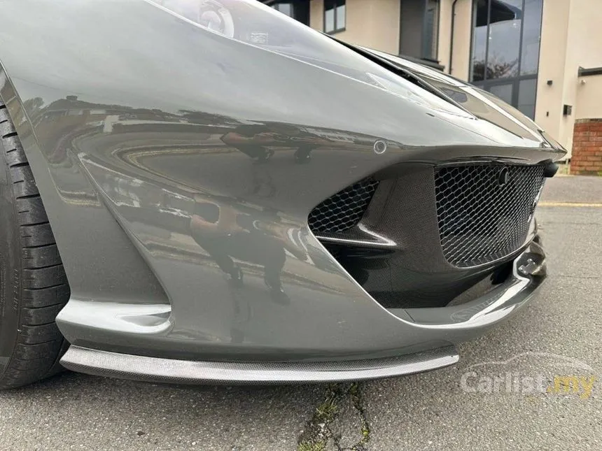 2019 Ferrari 812 Superfast Coupe