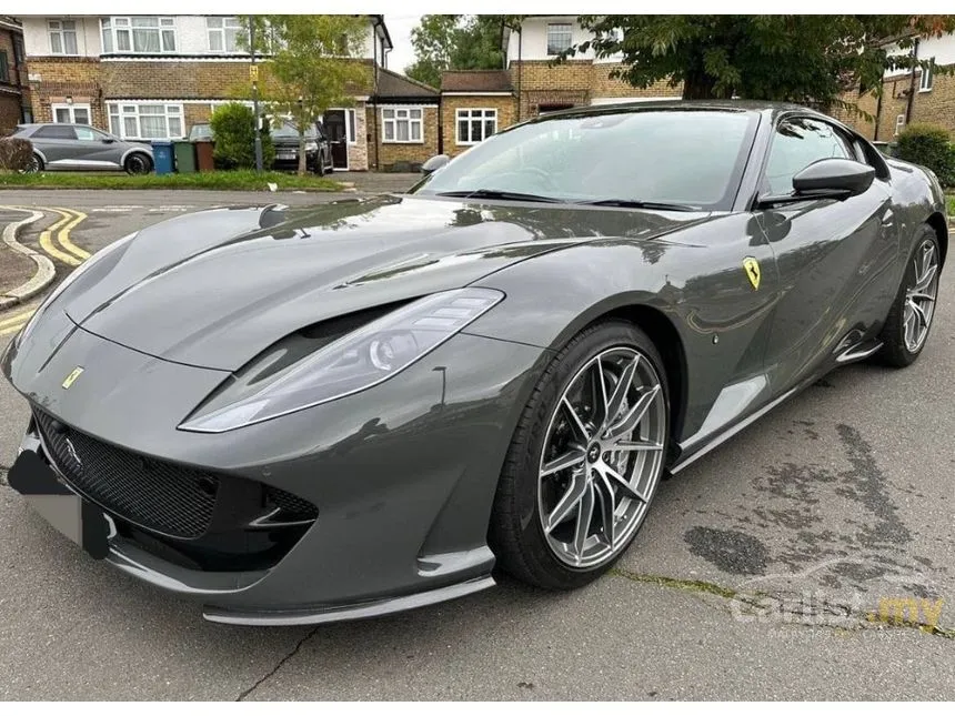 2019 Ferrari 812 Superfast Coupe