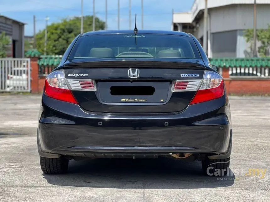 2014 Honda Civic Hybrid Sedan