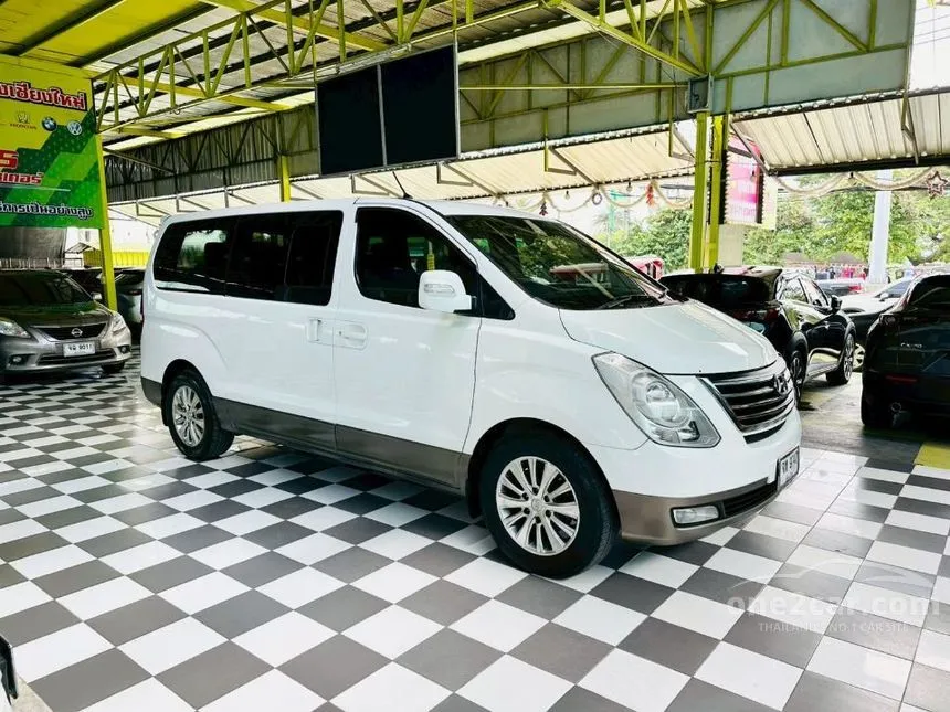 2013 Hyundai GRAND STAREX VIP Wagon