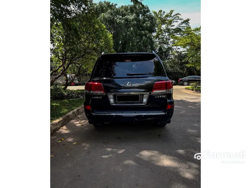 2013 Lexus LX 570 SUV