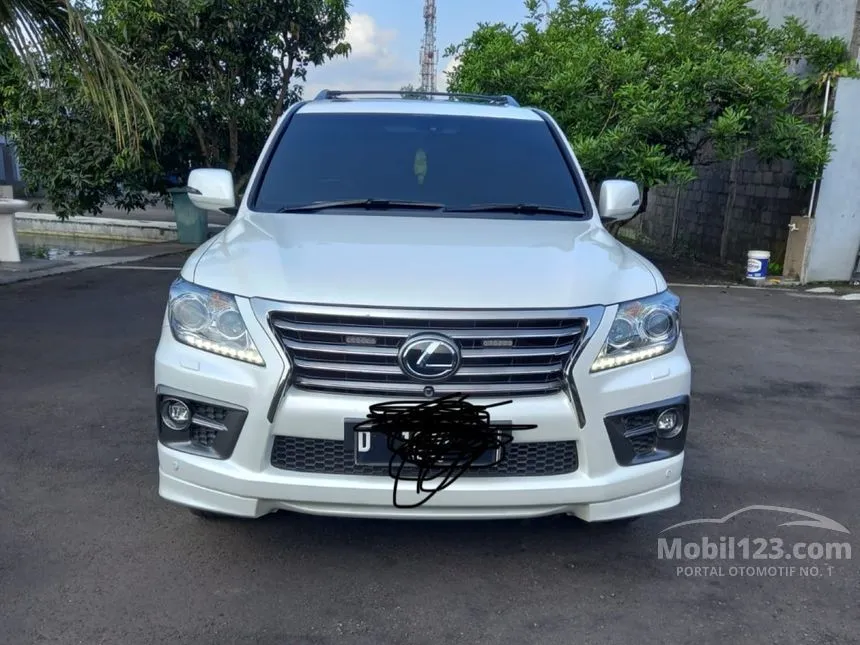 Jual Mobil Lexus LX570 2014 5.7 di Jawa Barat Automatic SUV Putih Rp 1.250.000.000