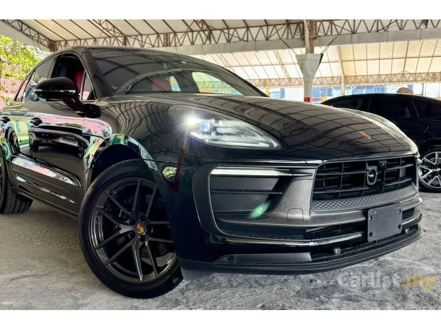 2023 Porsche Macan SUV