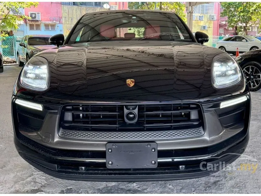 2023 Porsche Macan SUV