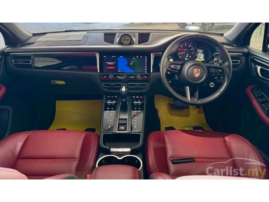 2023 Porsche Macan SUV