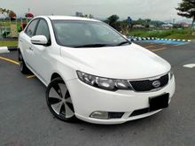 2012 Kia Forte 1.6 SX Sedan (A) REVERSE CAMERA PUSH START BUTTON MULTIFUNCTION STEERING