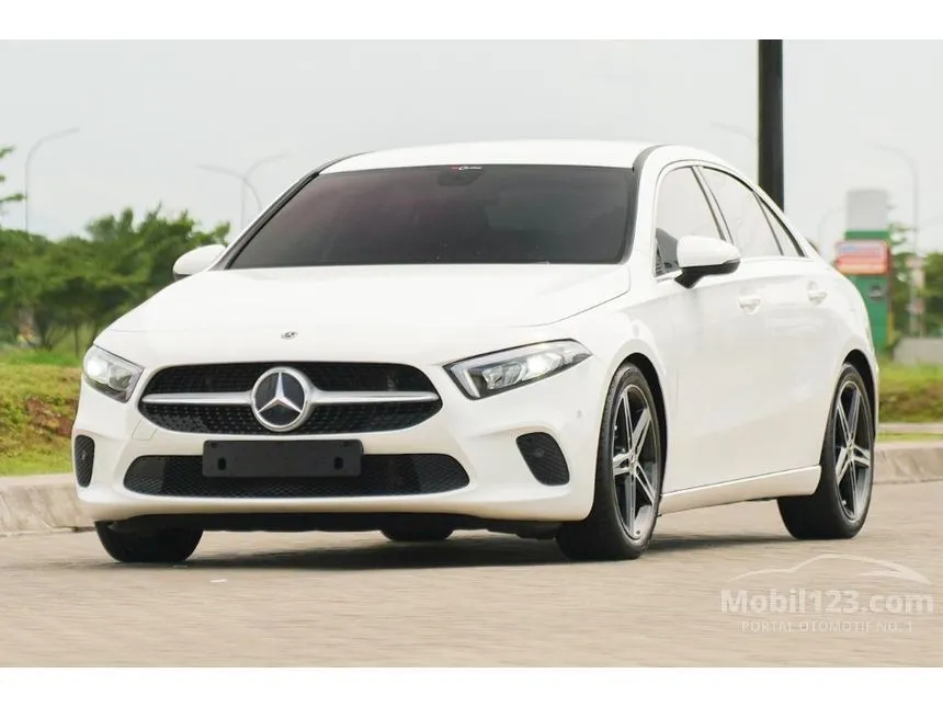 2019 Mercedes-Benz A200 progressive line Sedan