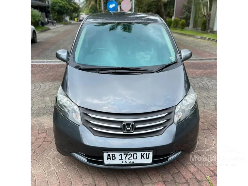 2010 Honda Freed Power Sliding Door MPV