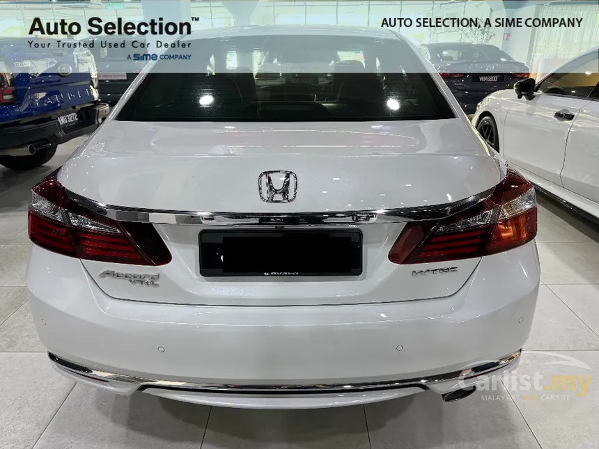 2018 Honda Accord VTi-L Sedan