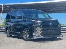 TOYOTA Voxy 2.0 LATEST  PREMiUM S-Z  *UNREGISTERED*