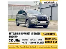 2023 Mitsubishi Xpander Cross 1.5 Premium MPV Matic Abu Hijau Kondisi Prima Siap Pakai Termurah