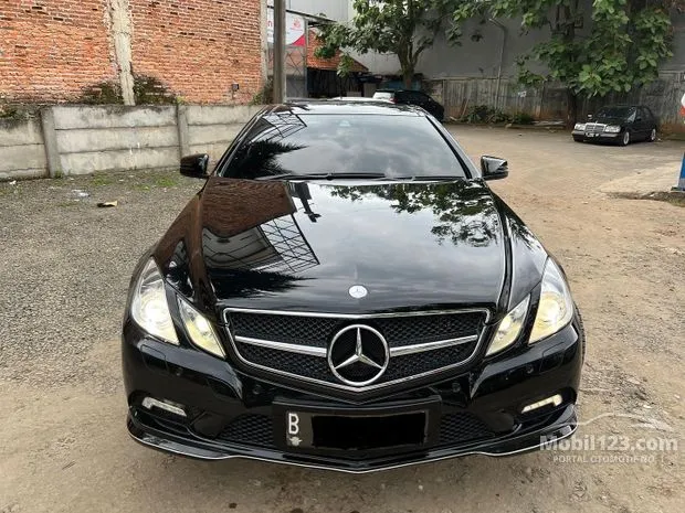 mercedes e class bekas