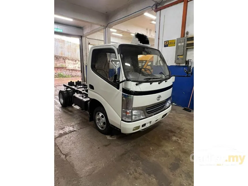2023 Toyota LY230 Lorry