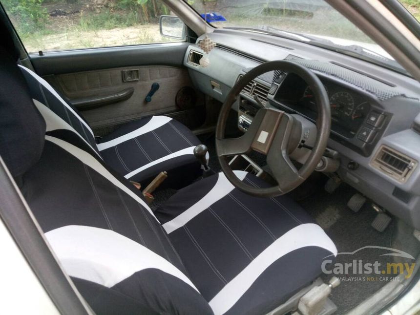 1993 Proton Saga Iswara Sedan