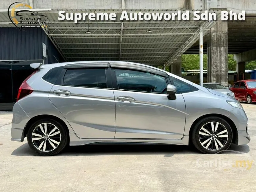 2021 Honda Jazz V Hatchback